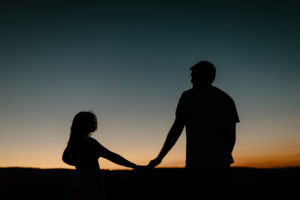 Couples session at horseshoe bend in Arizona at sunset